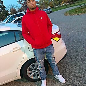 Meet your Posher, Jose